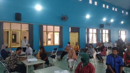 PENYALURAN BANTUAN SOSIAL TUNAI (BST)